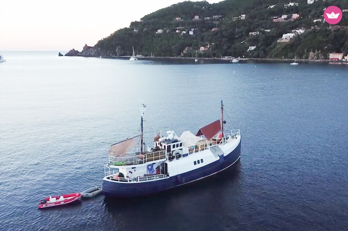 Motorboat Forbes, Sandhaven Ex. Mfv for hire