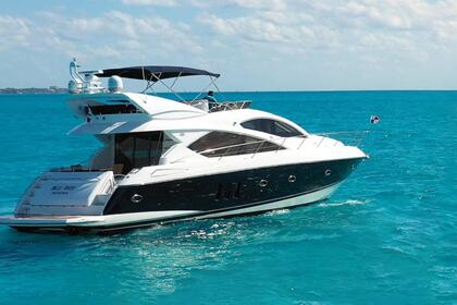 Hire Motor yacht Sunseeker 60 Manhattan Cancún