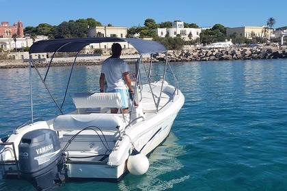 Hire Boat without licence  Lady 6m Santa Maria di Leuca