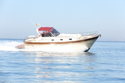 Rental Motorboat Cantiere Di Luccia Sirio 33 Cabin Sorrento
