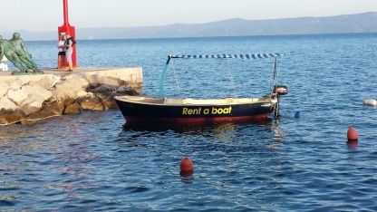 Charter Motorboat Kvarner Plastika Pasara 4.50 Bol