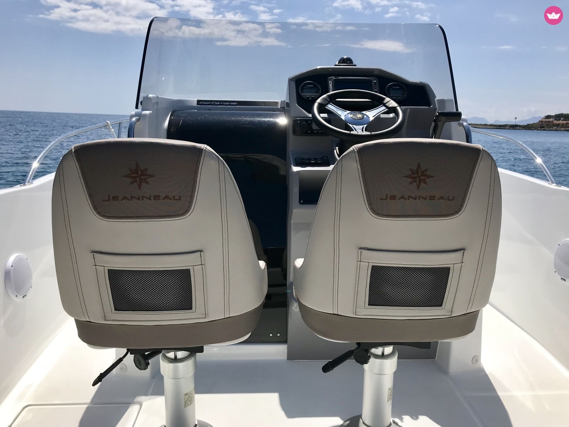 Jeanneau Cap Camarat 6.5 Cc Série 2 à Antibes à louer