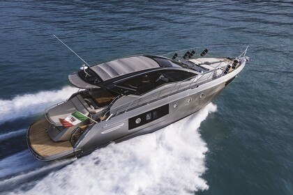 Location Yacht à moteur Cranchi M44 Ht Beaulieu-sur-Mer