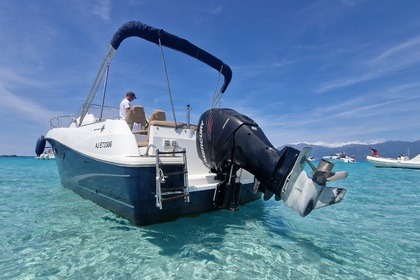 Location Bateau à moteur Jeanneau Cap Camarat 8.5 Wa Saint-Florent