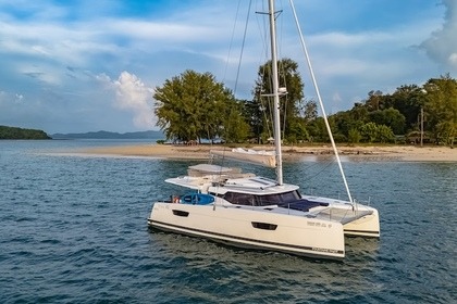 Location Catamaran Fountaine Pajot Elba 45 Phuket