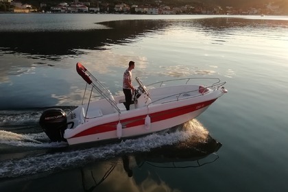 Hire Motorboat Salmeri Syros 190 Vinišće