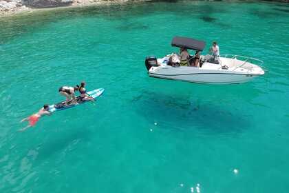 Quicksilver 675 Sundeck