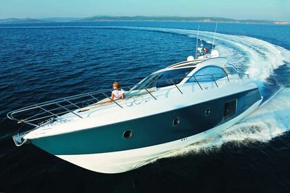Noleggio Barca a motore SESSA MARINE YACHT LINE C44 Sorrento