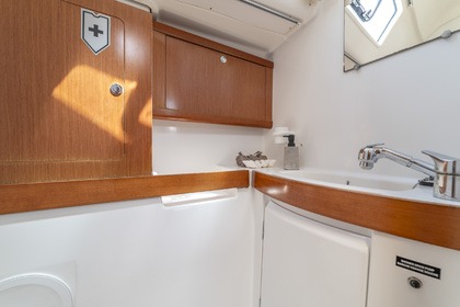 Private cruises in Halkidiki on a Beneteau 43