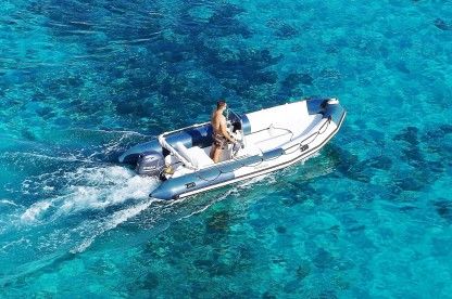 Rental RIB Bombard 550 Marseille