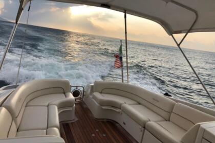 Luxurious Chris-Craft 34