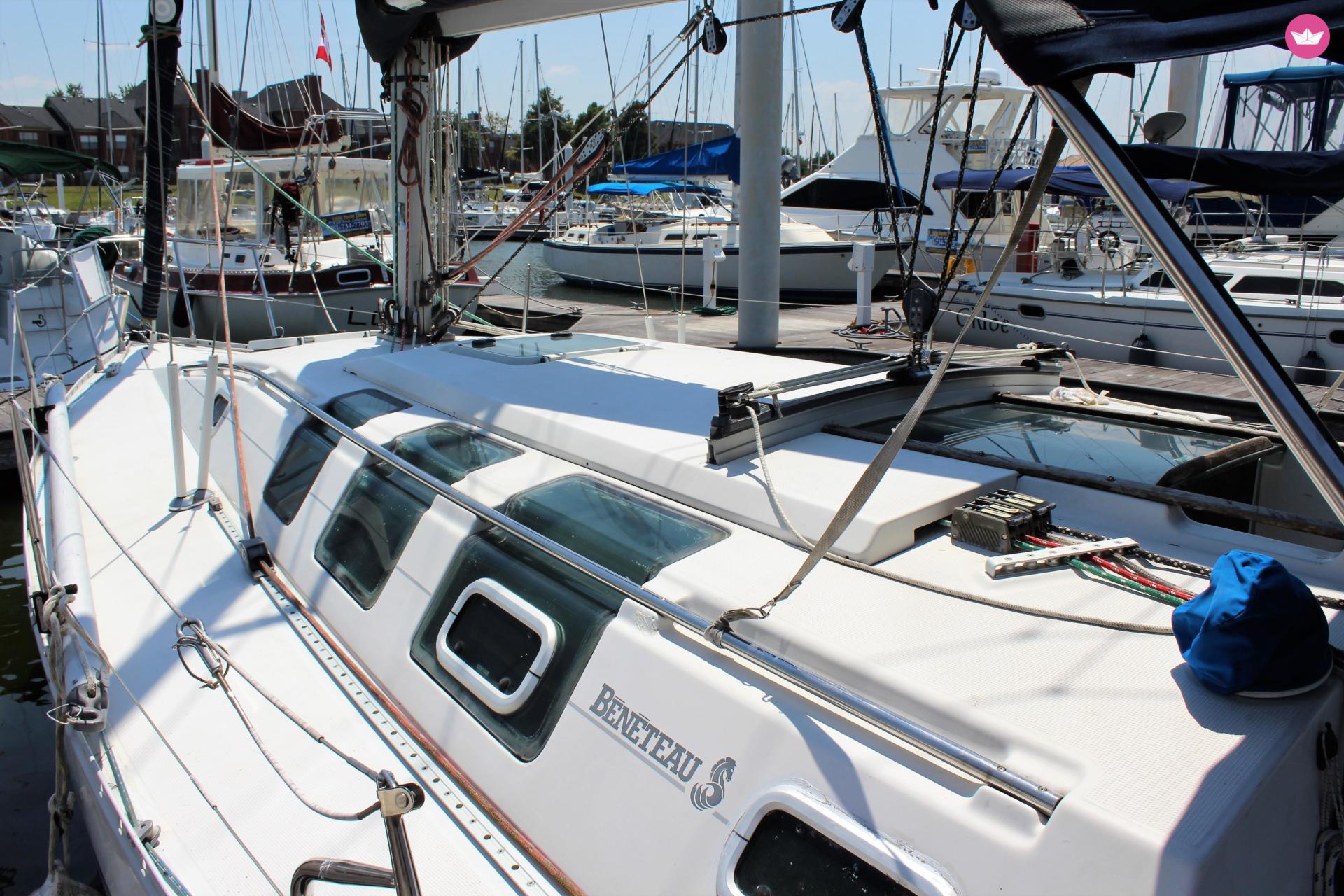 Sailboat Beneteau First 35 S5  