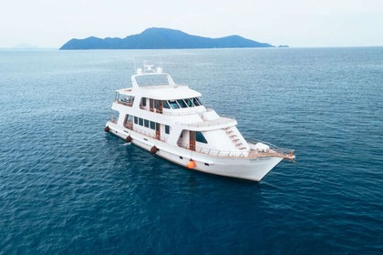 Rental Motor yacht Custom 90' Phuket