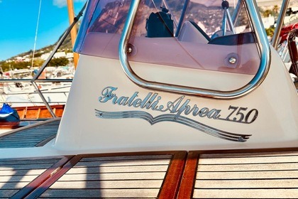 Hyra båt Motorbåt Fratelli Aprea 7,50 Fratelli Aprea 7,50 Forio