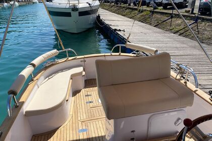 Mimì 7.5 Walkaround