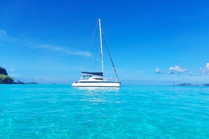 Catamaran aux Gambier