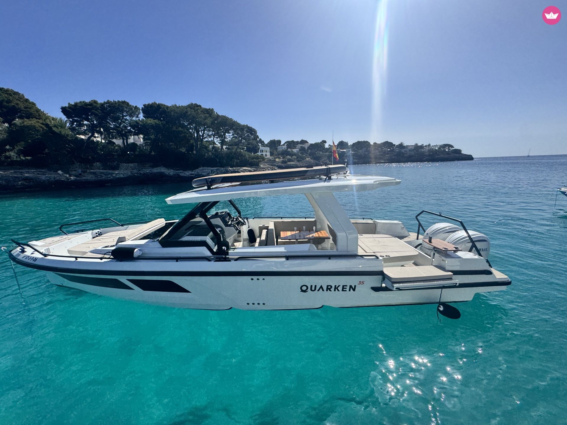 Bateau à moteur Quarken 35 sport 600cv 5