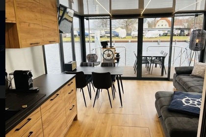 Hausboot mieten in Berlin – Urlaub ab Köpenick mit Führerschein