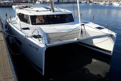Rental Catamaran Fountaine Pajot Lucia 40 Palamós