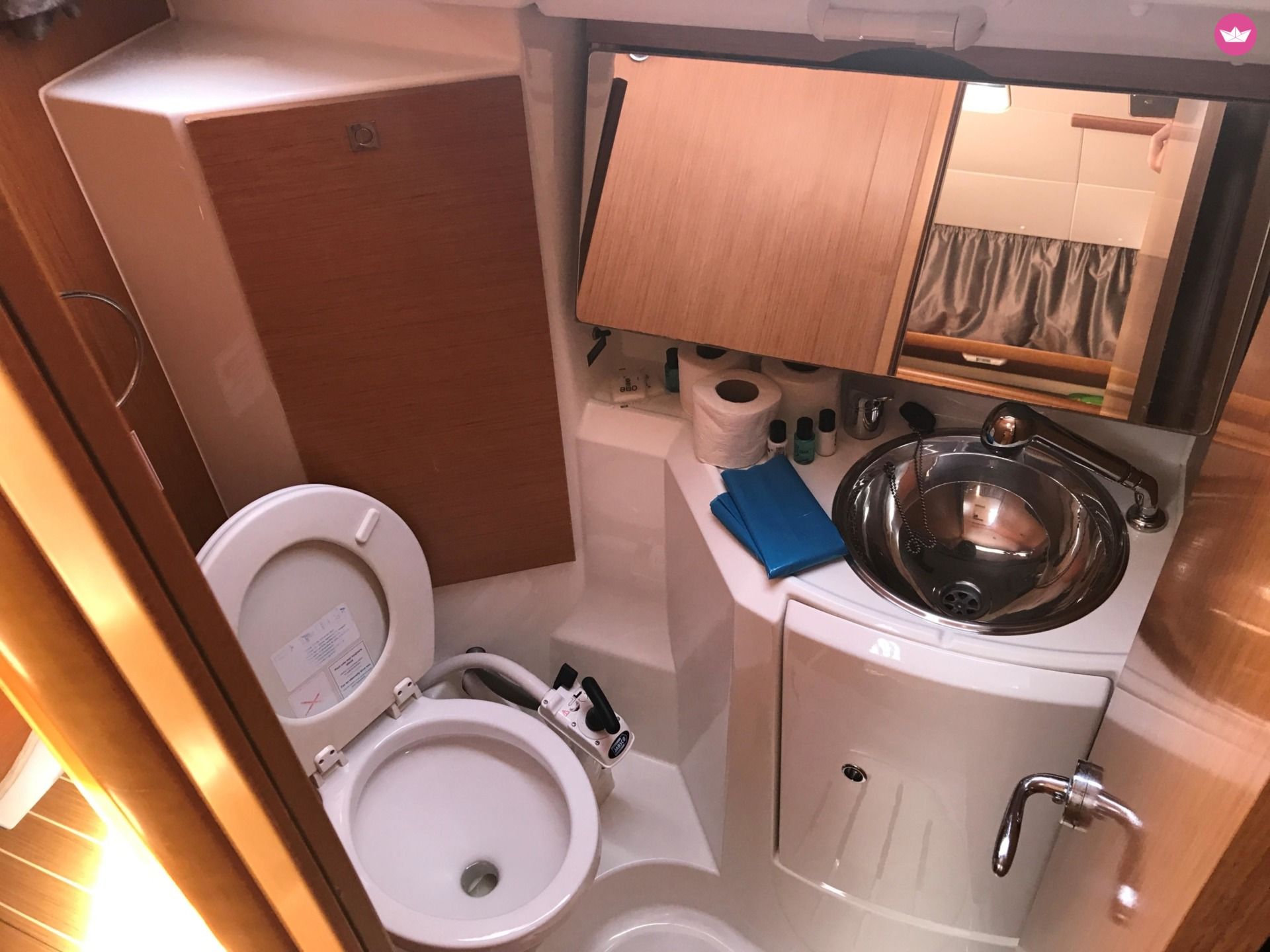 Sailboat Jeanneau Sun Odyssey 36I  