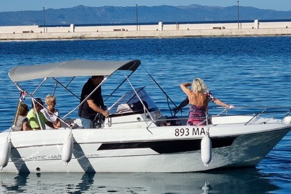 Miete Motorboot Atlantic Marine 670 open Makarska