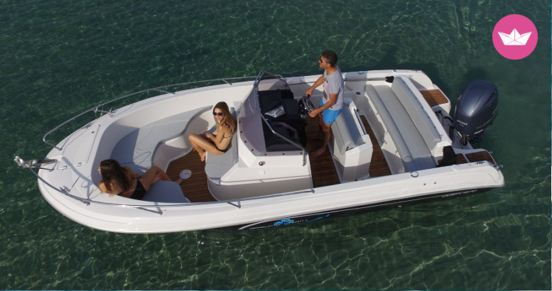Czarter Pacific Craft Open 670