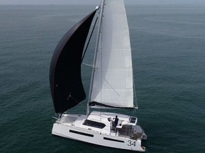 Charter Catamaran Aventura 34 Zadar