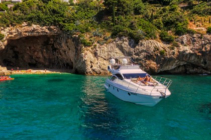 Luxury Motor Yacht Azimut 43 Fly in Dubrovnik Completely Renovated 2022