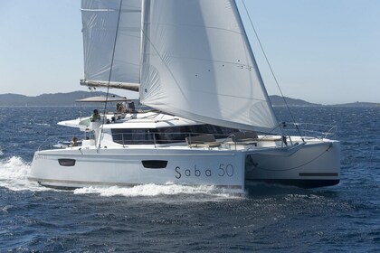 Charter Catamaran Fountaine Pajot Saba 50 Saint-Tropez