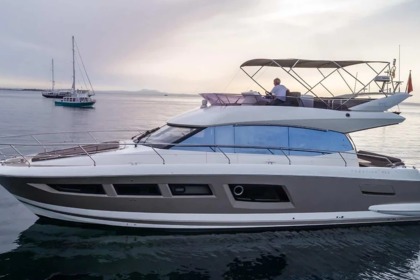 Noleggio Yacht a motore Jeanneau Prestige 500 Fly Cannes