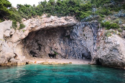 Quicksilver 675 open activ