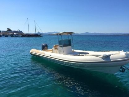 Location Semi-rigide Tempest 900 Golfo Aranci