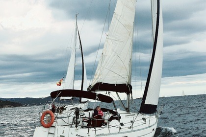 Noleggio Barca a vela Beneteau OCEANIS 331 Palamós