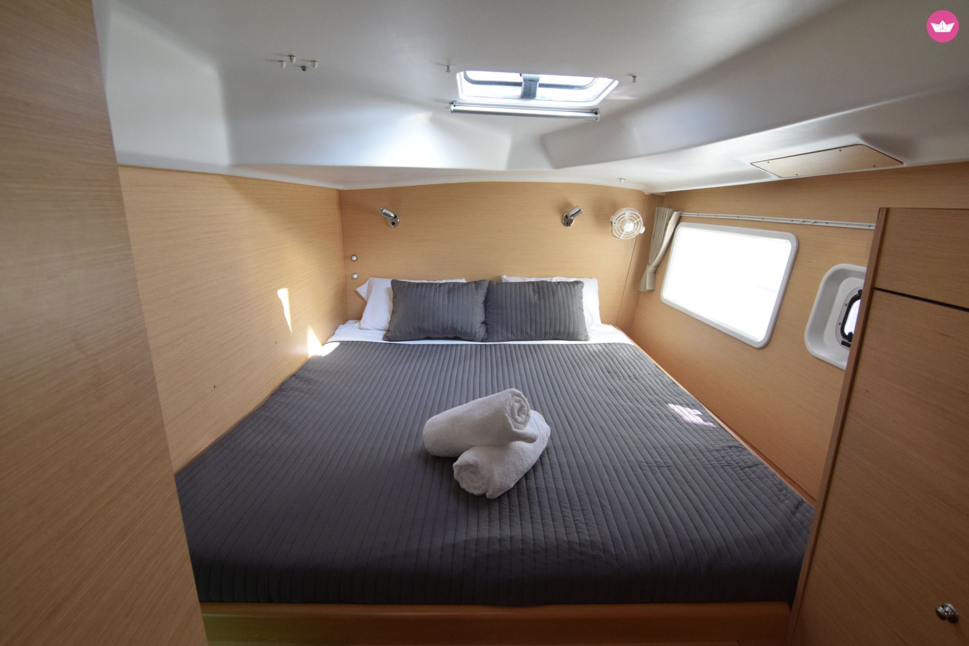 Catamaran Lagoon 380 for rental