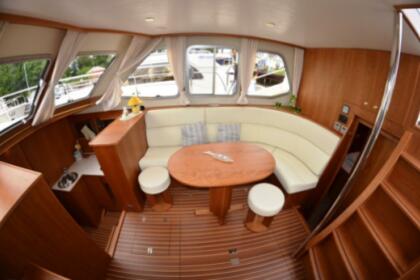 Marina Wolfsbruch - Υπέροχο πολυτελ