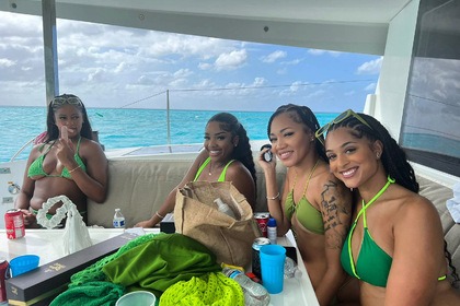 Luxury Catamaran 44 “Providenciales Turks & Caicos island