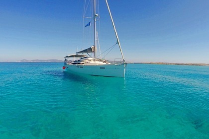 Charter Sailboat Jeanneau Sun Odyssey 439 Palma de Mallorca