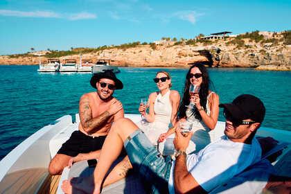 Nueva 2024 DE ANTONIO YACHTS D32 OPEN "TORETTO"