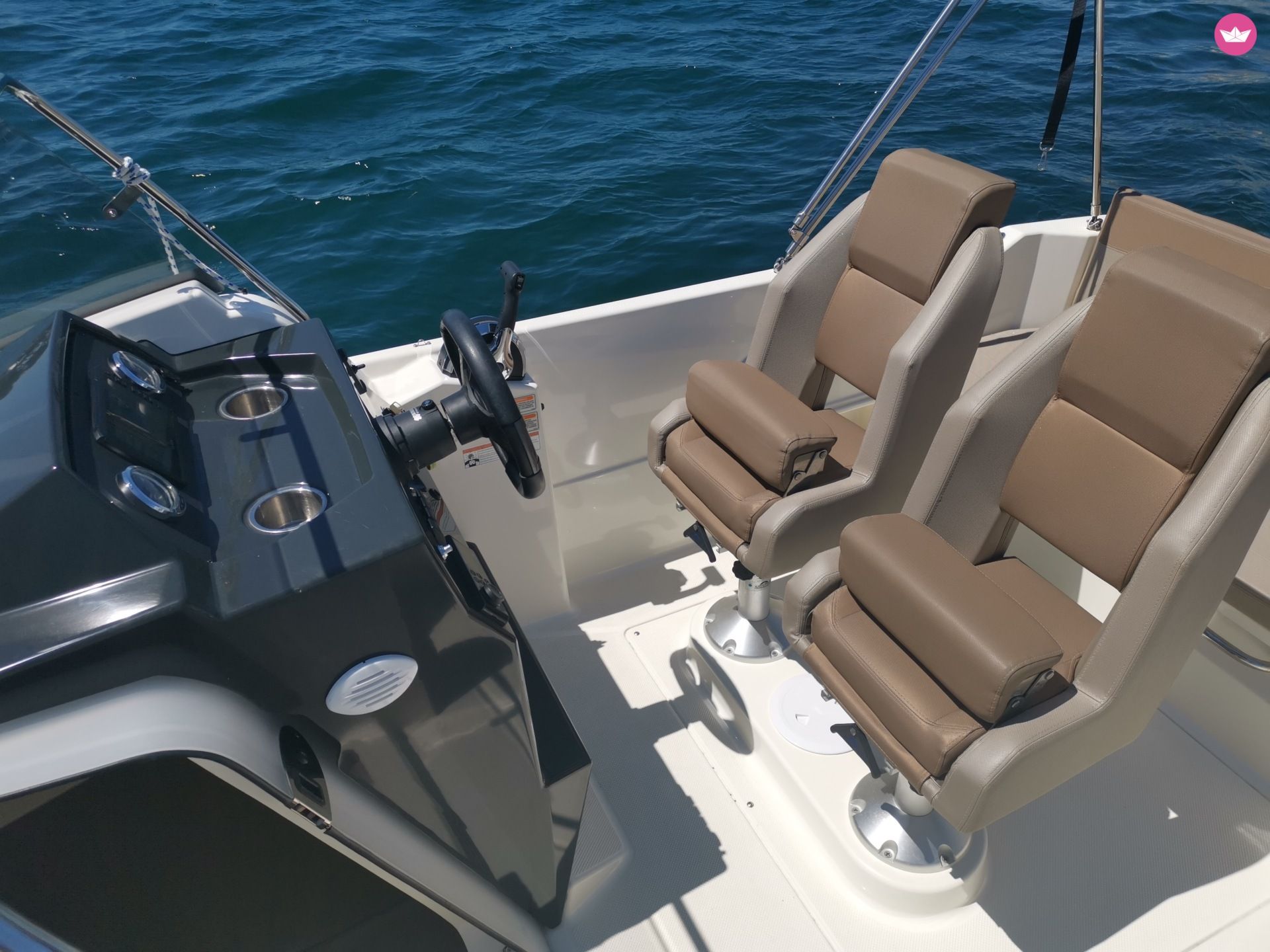 Miete Activ 675 Sundeck