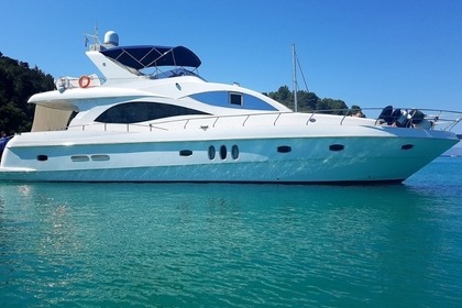 Rental Motor yacht Majesty Majesty Dubai