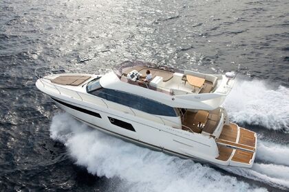Hyra båt Motorbåt Prestige 500 Fly Cannes