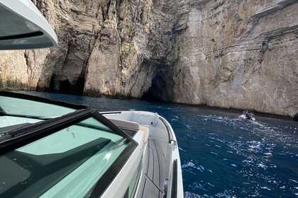 Location Bateau à moteur Saxdor GTO320 Corfou