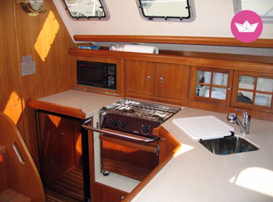 Charter sailboat in Marina del Rey  