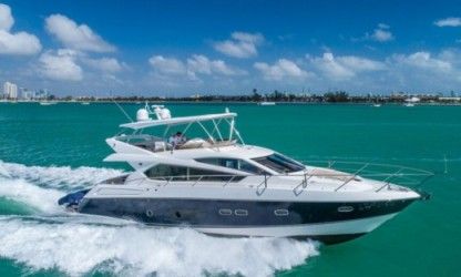 Czarter Łódź motorowa Sunseeker 70 Manhattan Victoria