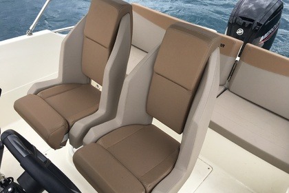 Quicksilver 555 commander