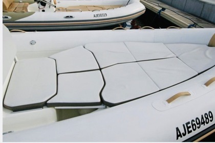 Charter RIB Zodiac Medline 750 Saint-Tropez