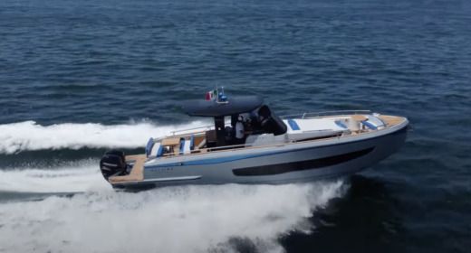 Charter Allure Allure 38 Motorboat (2022) in Capri - Click&Boat