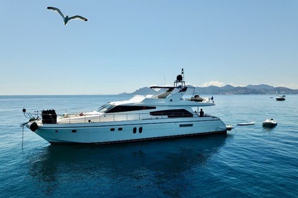 Location Bateau à moteur Guy Couach 2200 Fly Cannes
