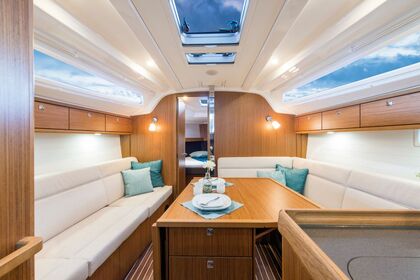 Hyra båt Segelbåt Bavaria Bavaria Cruiser 37 Krk