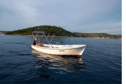 Charter Boat without licence  Pasara 5 m Ražanj